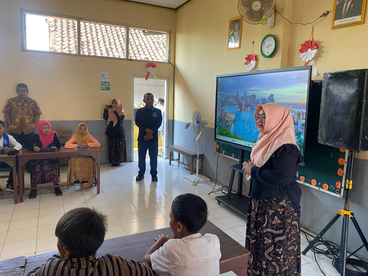 Guru di Banyumas Sambut Baik Program Digitalisasi Pendidikan sebagai Media Pembelajaran Berkualitas